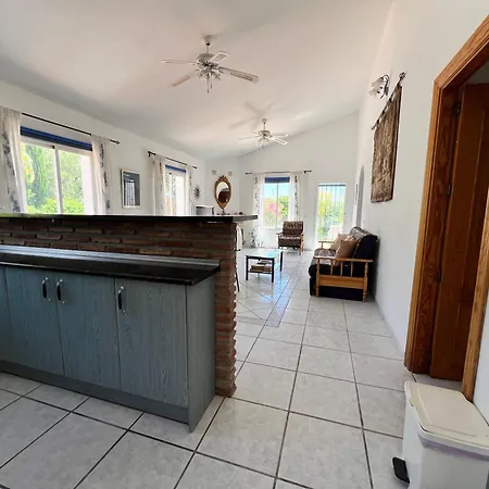 Cd-2392 Three Bed Two Bathroom With Pool * Viñuela