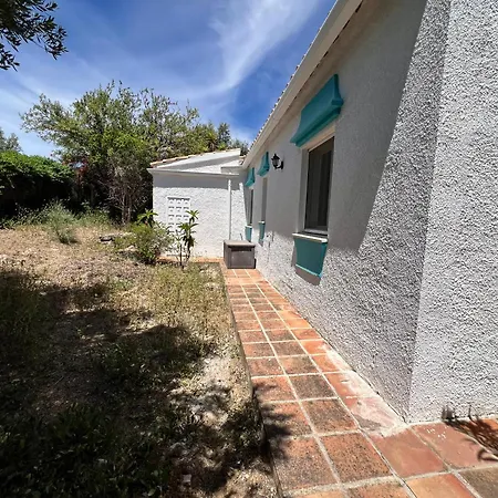 Cd-2392 Three Bed Two Bathroom With Pool Willa